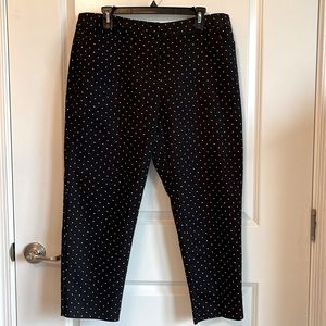 Liz Claiborne black polka dot print cropped pant